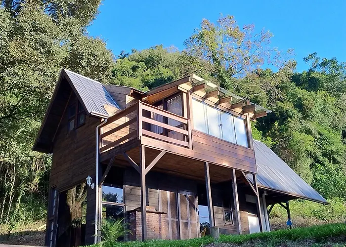 Cabana Com Banheira Na Colina